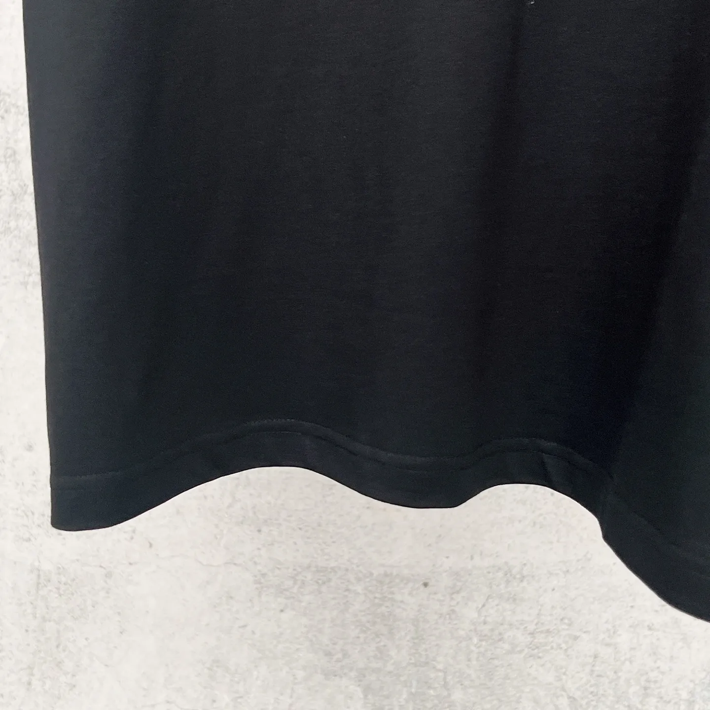 【 . Quality】BALENCI*GA/ .SS 26 New Arrival 。 T 。 . Authentic 。 ！ ZP 。 260 ， . ， ， 。 。 ， 。 OS . Same Style ：BL 263781 ：Black White Pink Gray Size：XS S M L